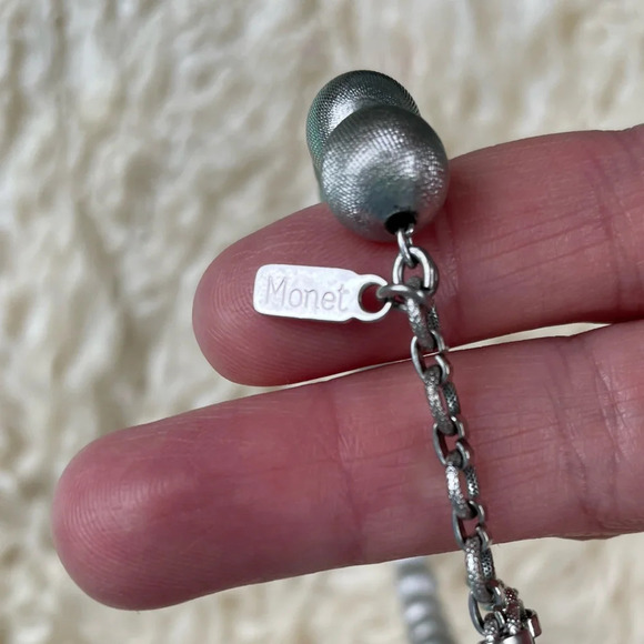 Monet Vintage Silver Beaded necklace - Picture 5 of 5